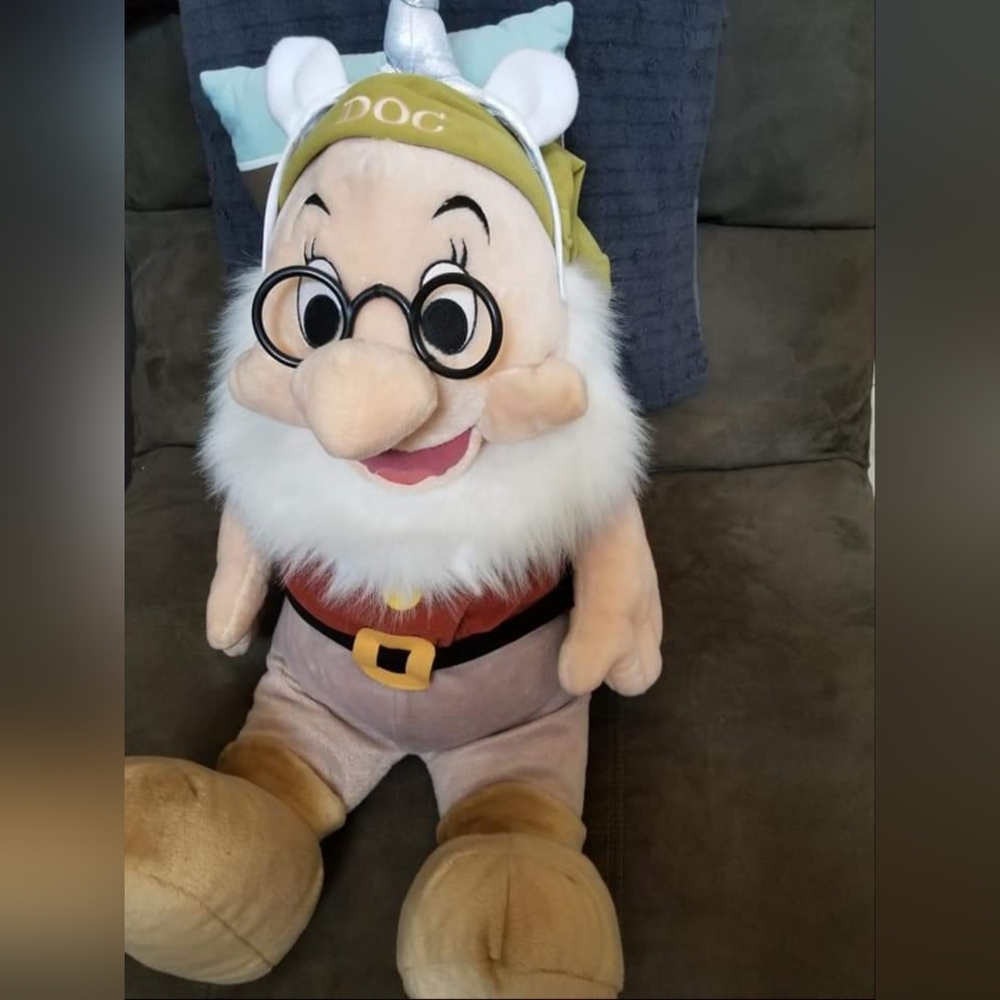 Vintage Disney Store DOC DWARF